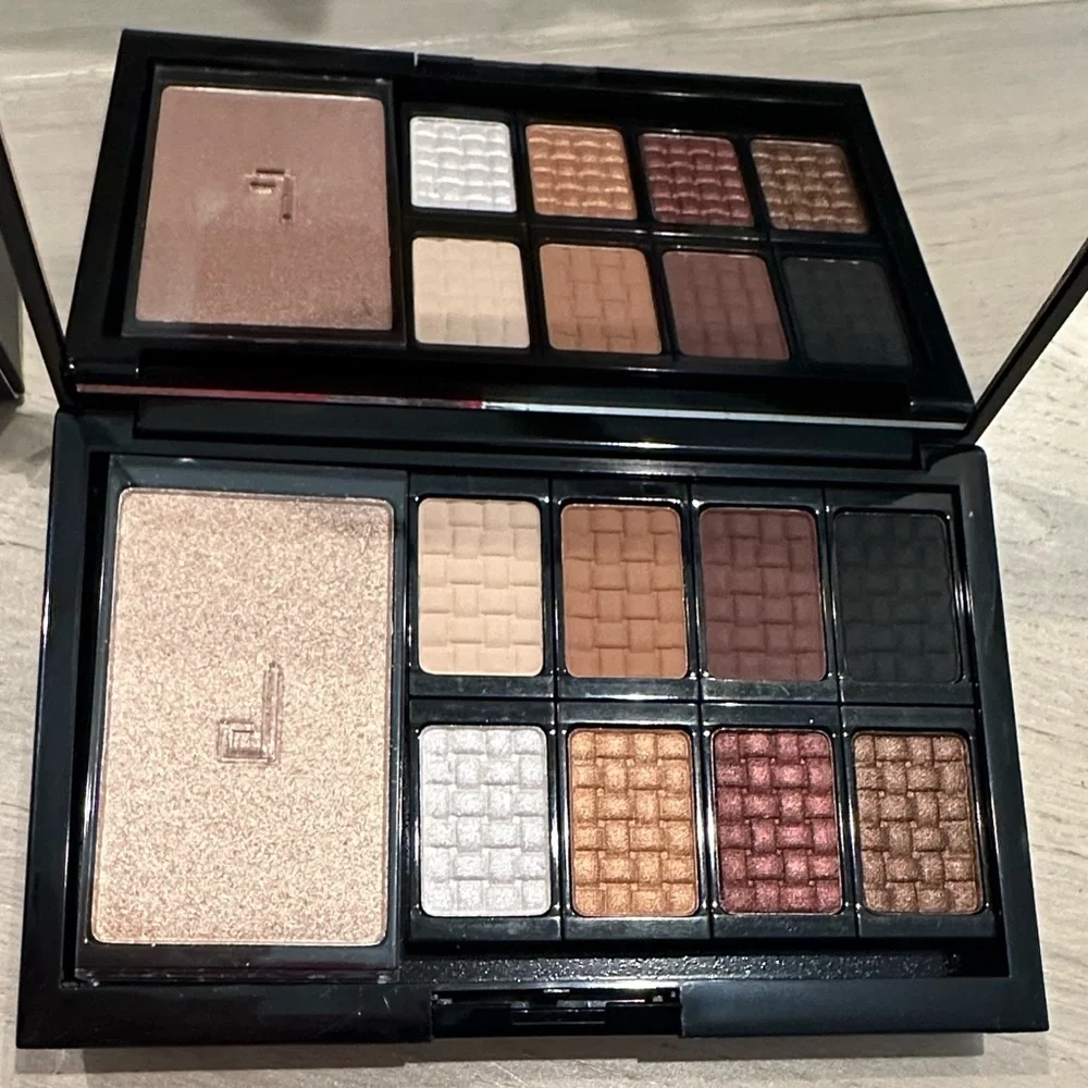 Doucce Eyeshadow Palette - Black, Cream, Brown Shades